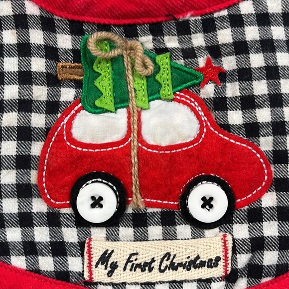 Mud Pie Baby Christmas bib! - Picture 5 of 7